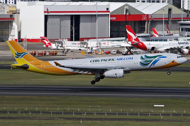 Airbus A330-200 (RP-C3344) - on 5 December 2017