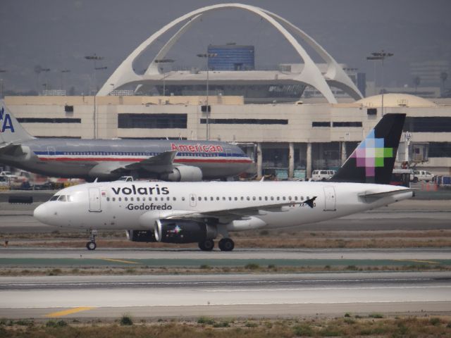 Airbus A319 —