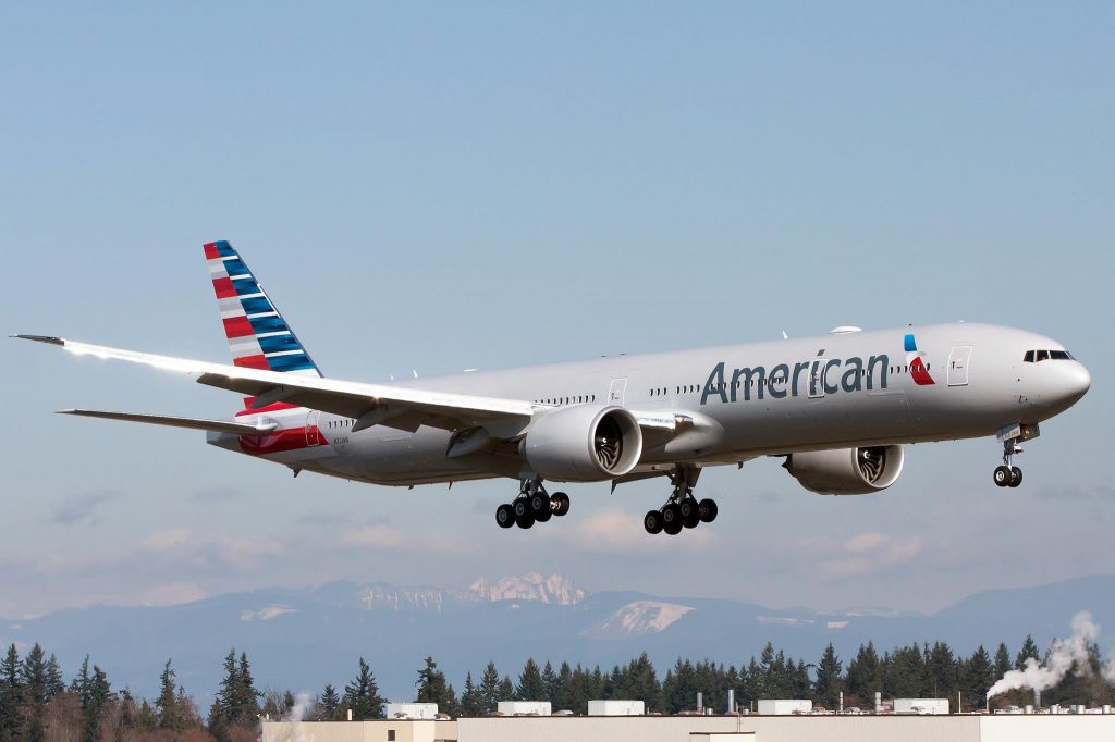 BOEING 777-300 (N721AN) - American's newest 777-300ER landing at Paine Field after a test flight.