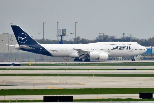 BOEING 747-8 (D-ABYA) - 05-06-22 Rolling for takeoff.