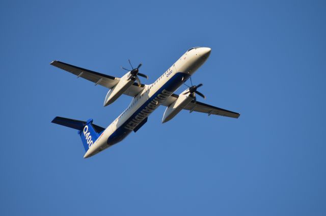 de Havilland Dash 8-400 (C-GLOZ) - The Bombardier Q400 flew low over Richmond Hill, ON (very near CYKZ) on a demo flight out of CYZD.