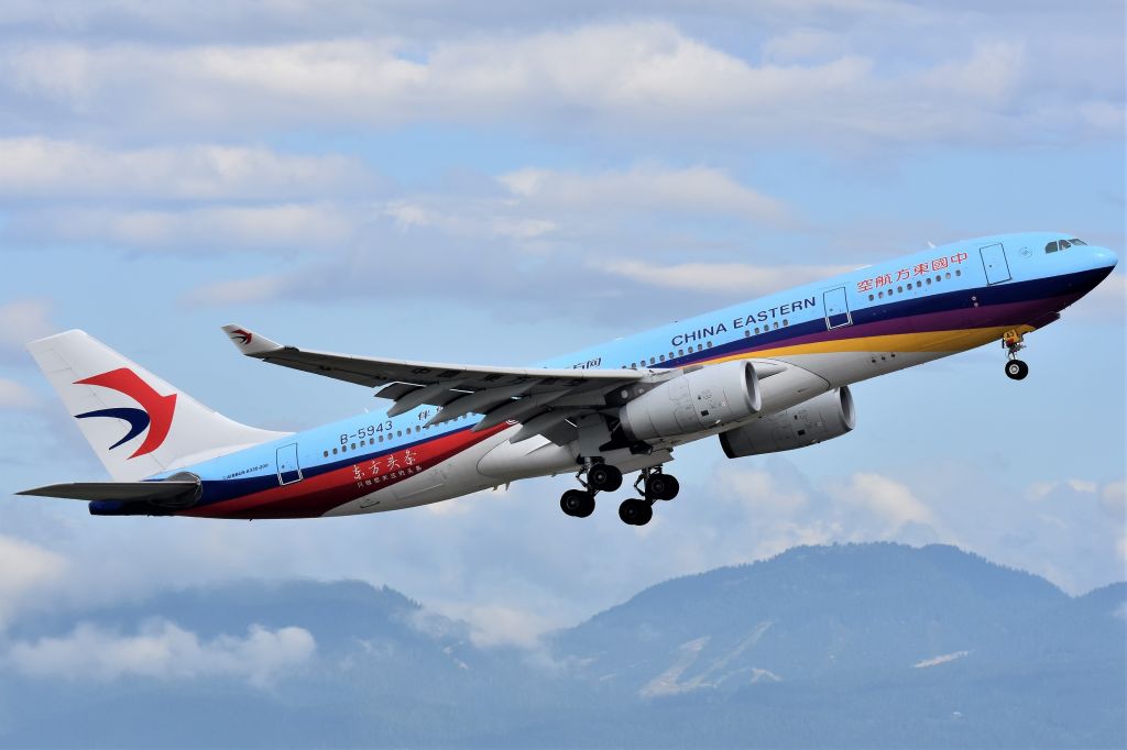 Airbus A330-200 (B-5943) - China Eastern Airlines (eastday.com Livery) Airbus A330-243 departing YVR on Sept 3.