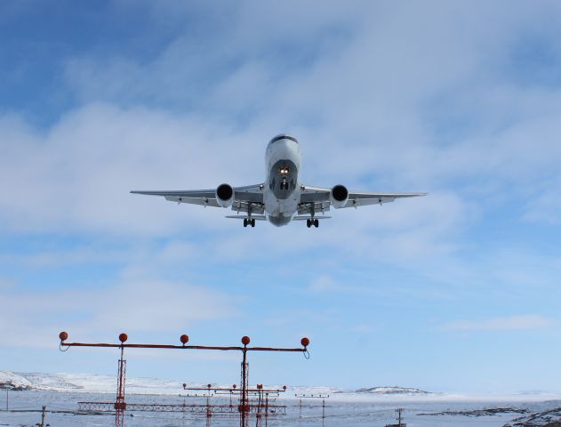 BOEING 767-200 (C-GKLY)