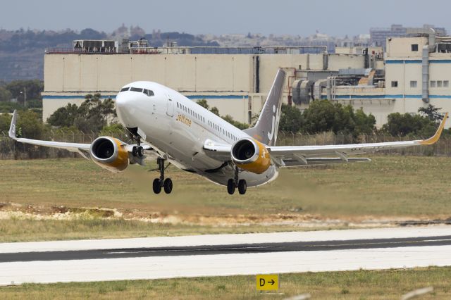 BOEING 737-400 (OY-JTC)