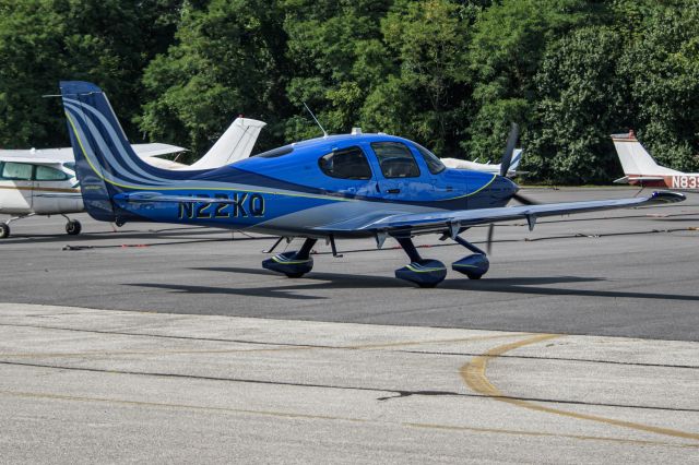 Cirrus SR-22 (N22KQ)