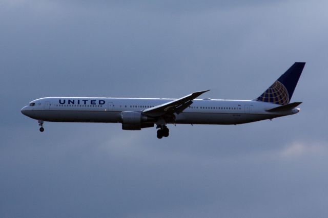 BOEING 767-400 (N67058) - EWR weather diversion to BOS on 6/26/23. 