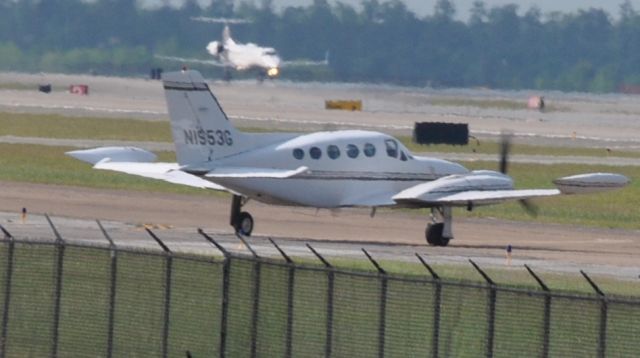 Cessna 421 (N1953G)