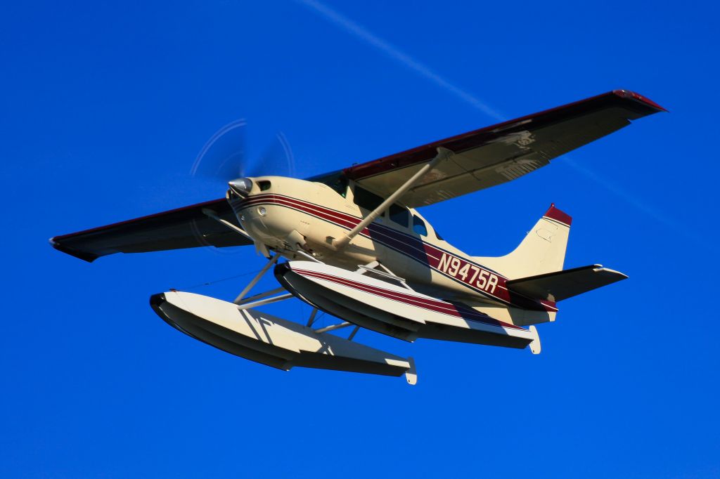 Cessna 206 Stationair (N9475R)