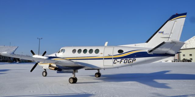 Beechcraft King Air 100 (MAX120)