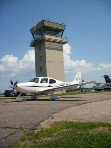 Beechcraft Queen Air (65) (N302SD)