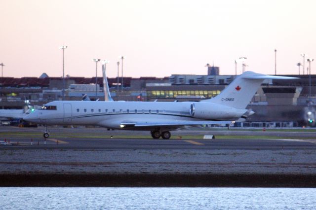 Bombardier Global Express (C-GNRS)