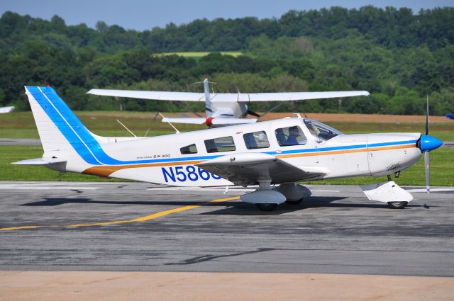 Piper Saratoga (N5868) - Seen at KFDK on 5/20/2010.      http://discussions.flightaware.com/profile.php?mode=viewprofile&u=269247