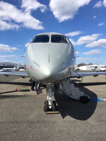 Canadair Challenger 350 (N352VJ)