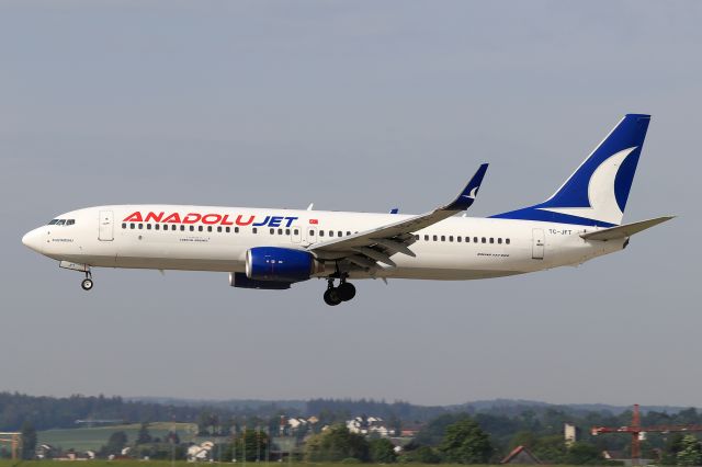 Boeing 737-800 (TC-JFT)