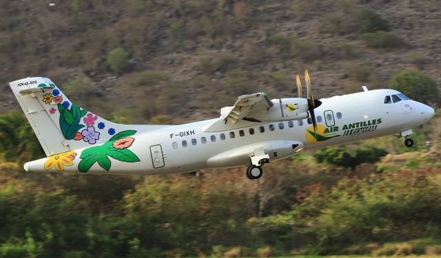 Aerospatiale ATR-42-300 (F-OIXH) - Air Antilles departing French St Martin for one of the other French islands!