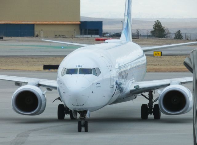 Boeing 737-900 (N263AK)