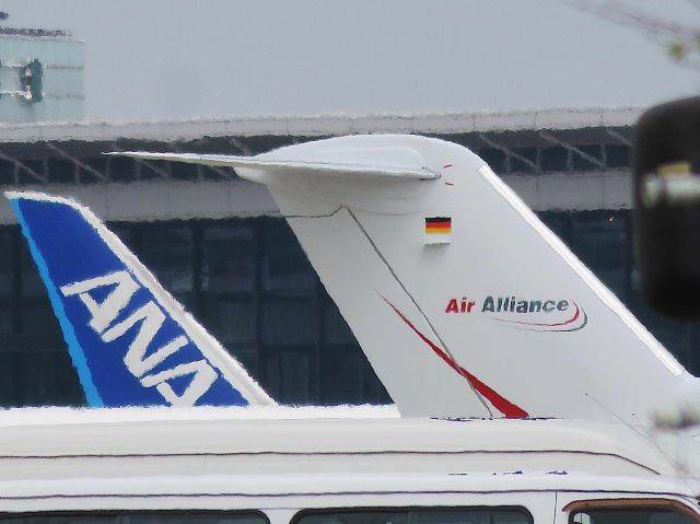 Canadair Challenger (D-ATWO) - I take a picture on Apr 24, 2017.