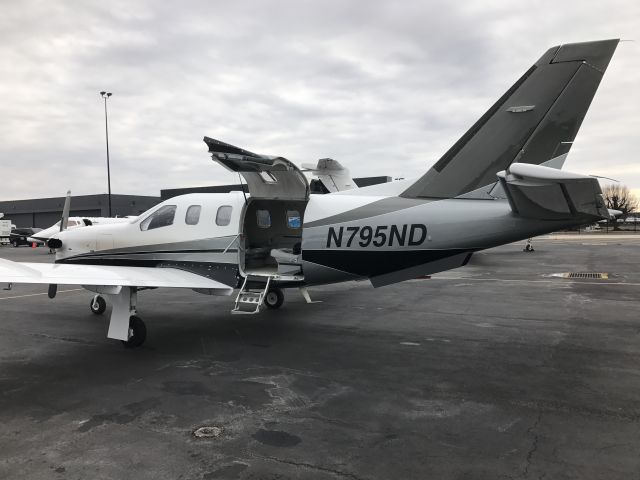 Socata TBM-700 (N795ND) - Neil Mancuso