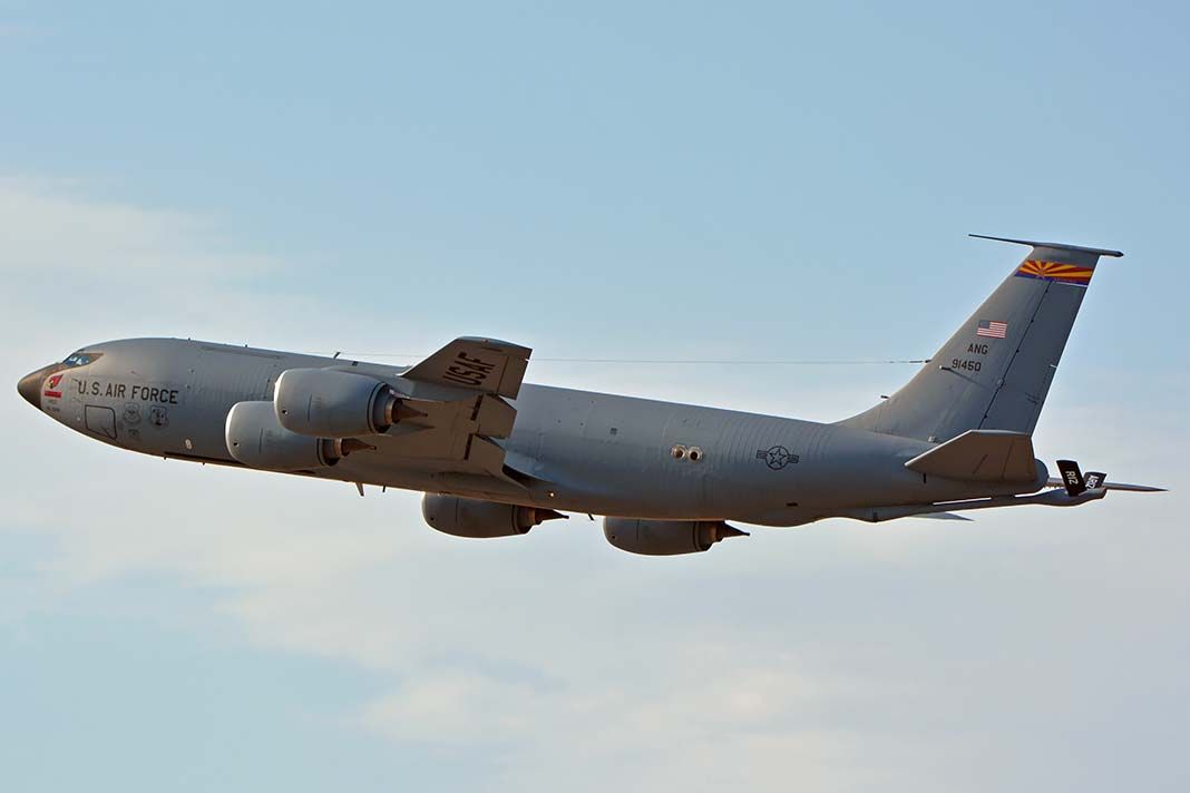 Boeing C-135B Stratolifter (59-1450) - Arizona Air National Guard Boeing KC-135R Stratotanker 59-1450 of the 161st Air Refueling Wing at Phoenix Sky Harbor on August 2, 2018. 
