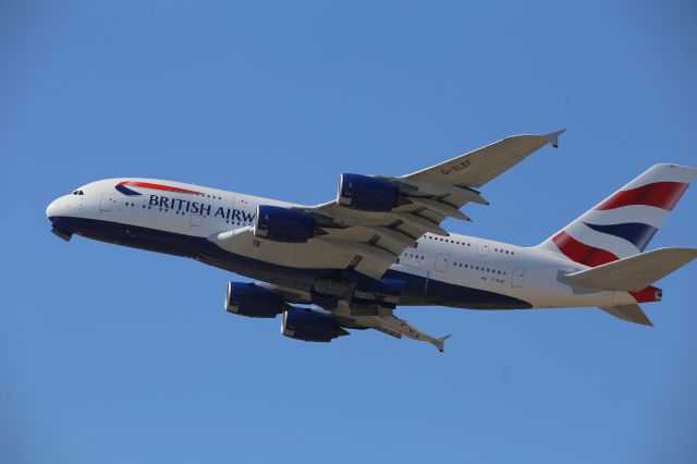 Airbus A380-800 (G-XLEF)