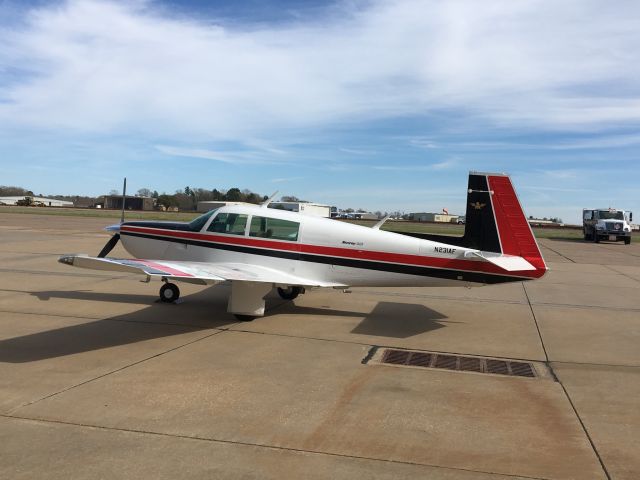 Mooney M-20 Turbo (N231AF)