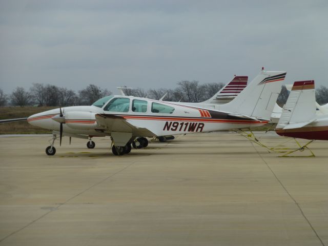 Beechcraft Baron (58) (N911WR)