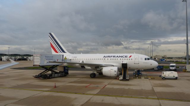 Airbus A318 (F-GUGD) - Delivered to Air France in 2003