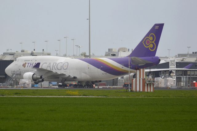 Boeing 747-400 (HS-TGH)