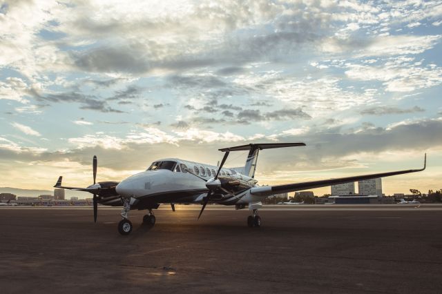 Beechcraft 35 Bonanza (N575RD)