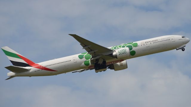 BOEING 777-300ER (A6-ENB) - Taken from the Havanna Nature Reserve.