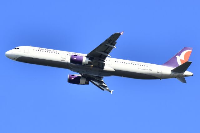 Airbus A321 (B-MBA)