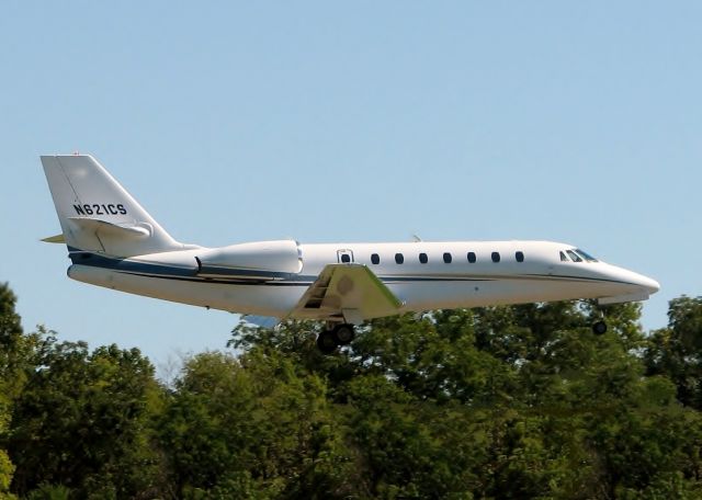 Cessna Citation Sovereign (N621CS) - At Downtown Shreveport with Mrs. Romney as a pax.