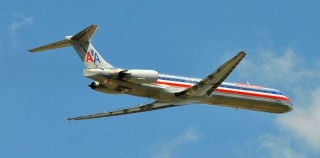 McDonnell Douglas MD-80 (N474)