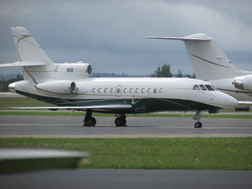 Dassault Falcon 900 (N111) - Great Color Scheme