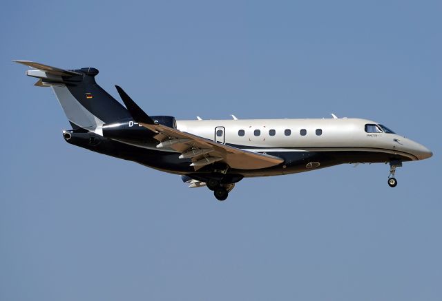 Embraer Legacy 550 (D-BOSS)