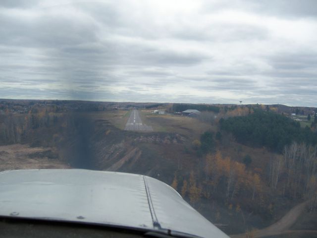 Piper Cherokee (N2766M)