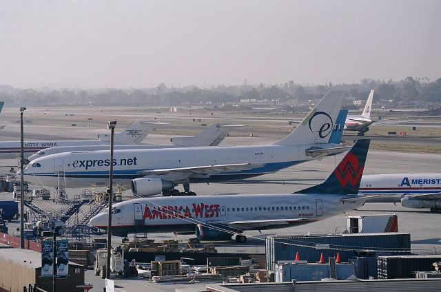 Airbus A300F4-200 (N472AS) - KSJC - early 1990s San Jose freighter ramp -- Express.net A300 served SJC for a time being but not very long.