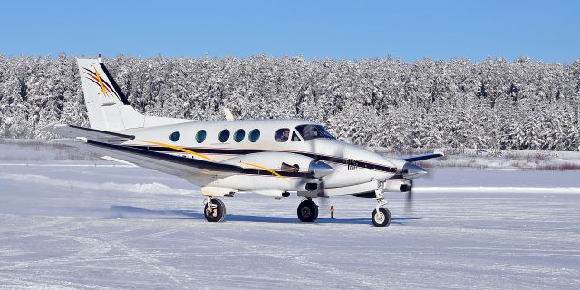 Beechcraft King Air 90 (C-GTGV)