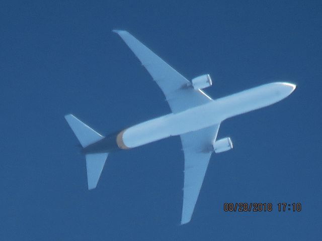 BOEING 767-300 (N336UP)