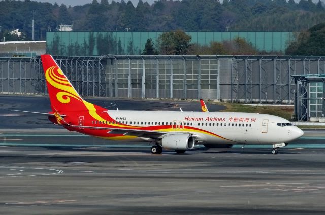 Boeing 737-800 (B-5852) - Taxing at NRT (2016/12/05)