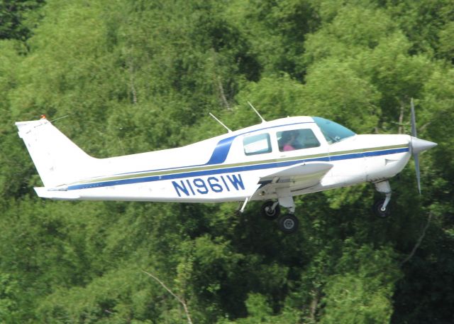 Beechcraft 19 Sport (N1961W) - At Downtown Shreveport.