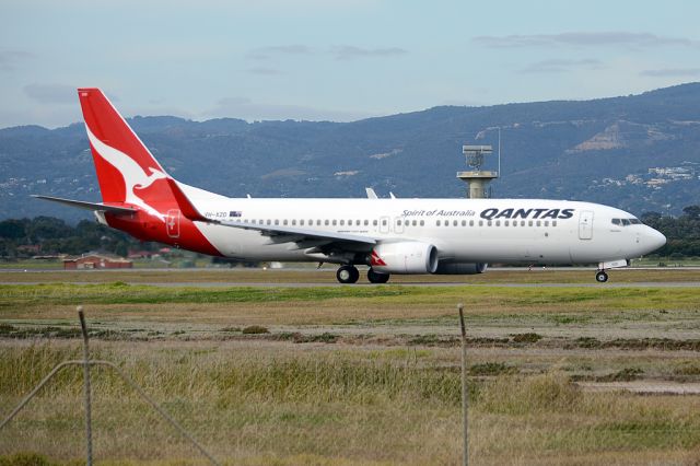 Boeing 737-800 (VH-XZD) - On taxiway heading for take-off on runway 05. Thursday, 8th May 2014.