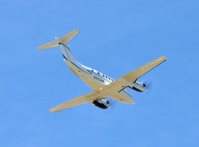Beechcraft Super King Air 200 (N223MW)