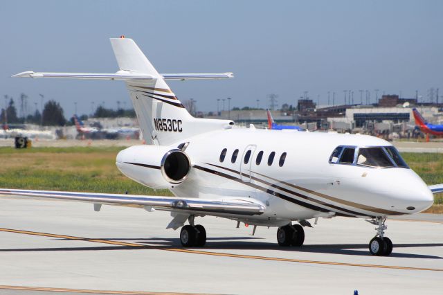 Hawker 800 (N853CC)