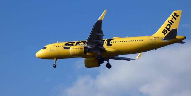 Airbus A320neo (N971NK) - About to touch down is this 2022 Spirit Airlines Airbus 320-271N in the Autumn of 2023.