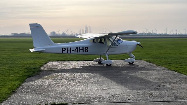 PH4H8 —