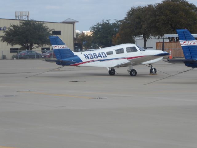 Piper Cherokee (N384D)