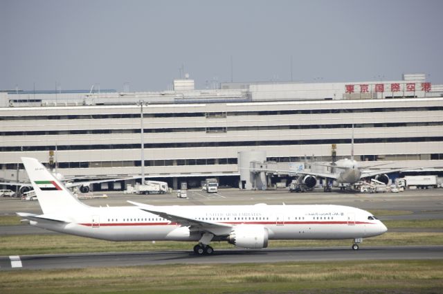 Boeing 787-8 (A6-PFE) - Departure at Tokyo-Haneda Intl Airport R/W16R on 2017/04/24