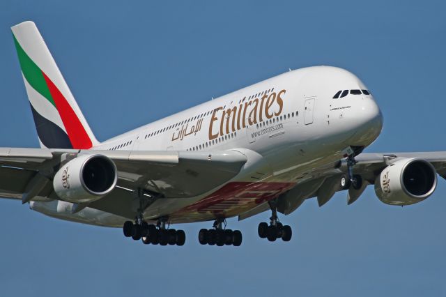 Airbus A380-800 (A6-EDF)