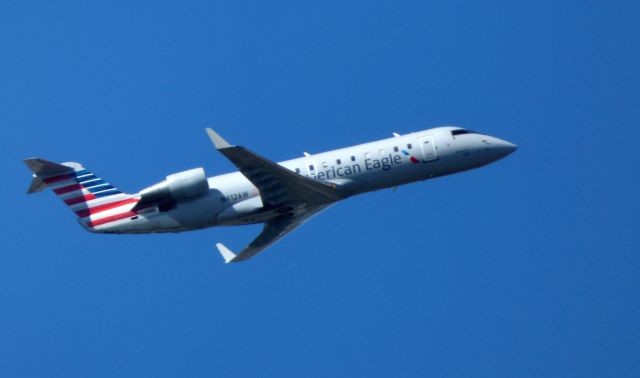 Canadair Regional Jet CRJ-200 (N412AW) - Shown here is an American Eagle Canadair Regional Jet CRJ-200 departing in the Autumn of 2017.